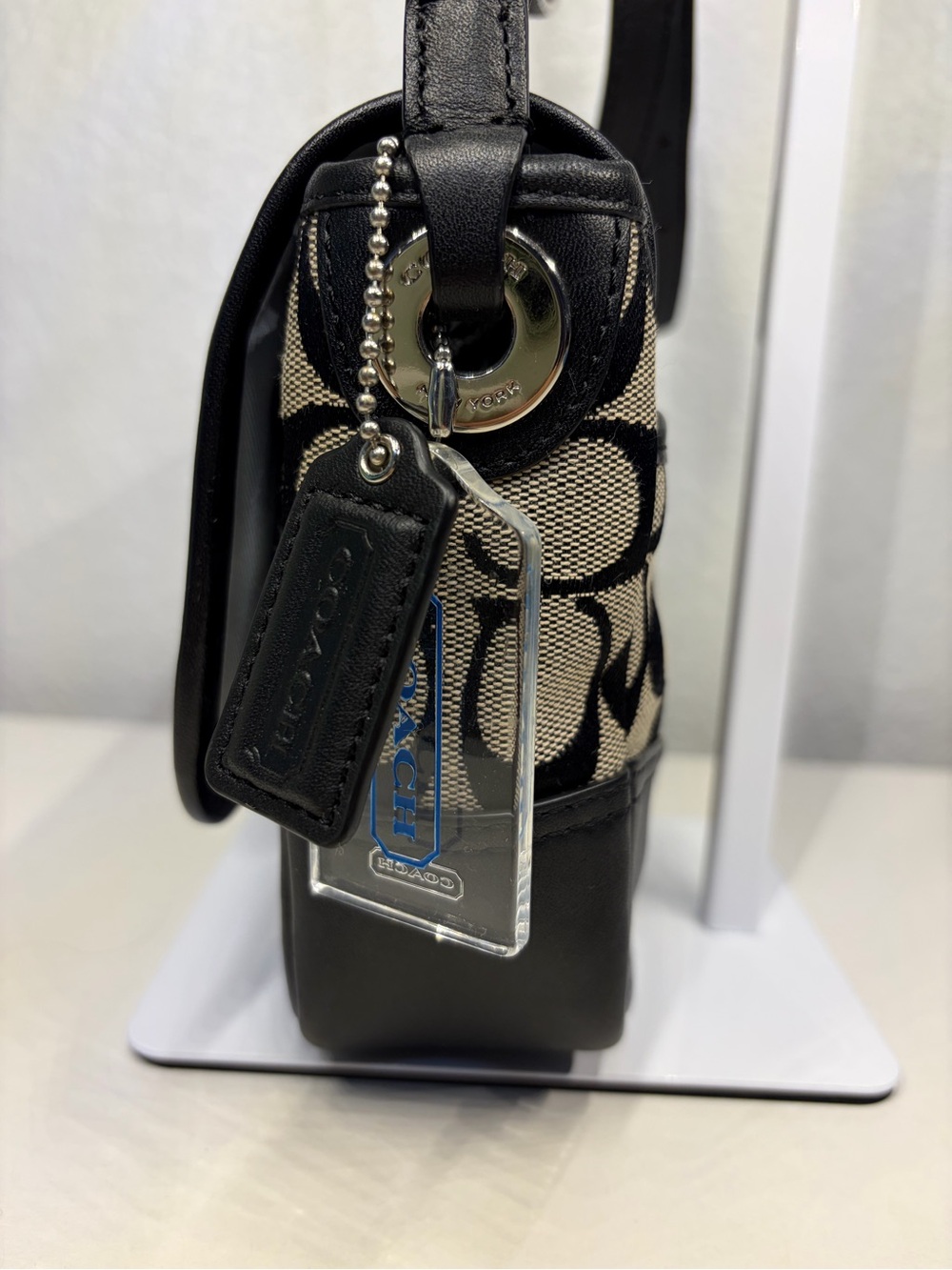 COACH HADLEY SIGNATURE FIELD BAG #F30601 - Picture 4 of 14
